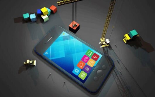 Un smartphone entouré par différents cubes symbolisant les applications et leur construction